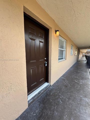 5441 W 24th Ave 36, Hialeah, FL 33016