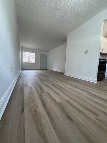 5441 W 24th Ave 36, Hialeah, FL 33016