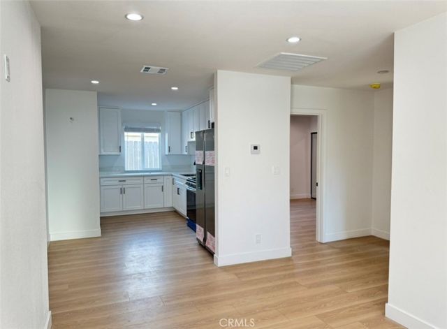 9307 S Budlong 3, Los Angeles, CA 90044