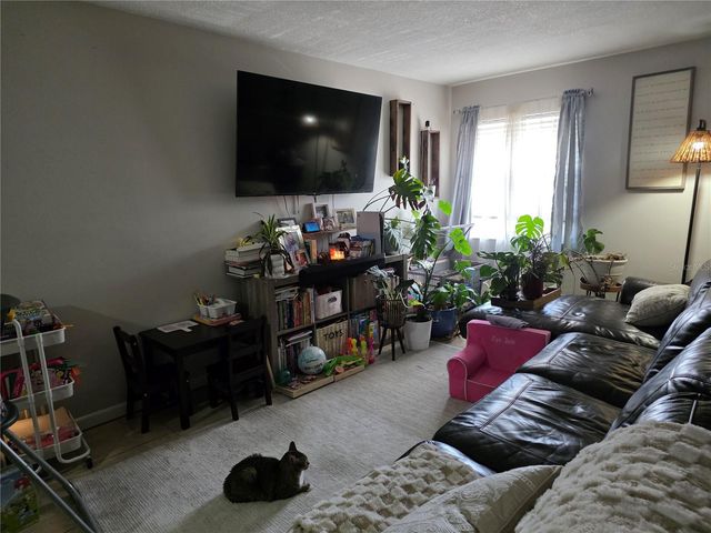 4823 W MCELROY AVENUE D211, Tampa, FL 33611
