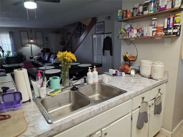 4823 W MCELROY AVENUE D211, Tampa, FL 33611