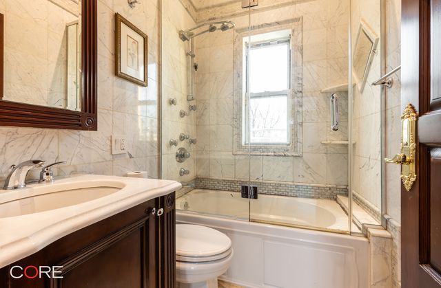 20-44 26th Street, New York City, NY 11105