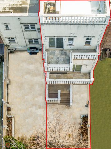 20-44 26th Street, New York City, NY 11105