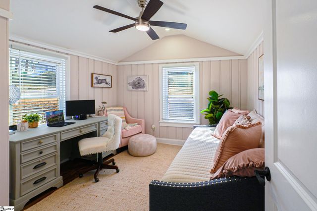 33 Essex Court, Greenville, SC 29609