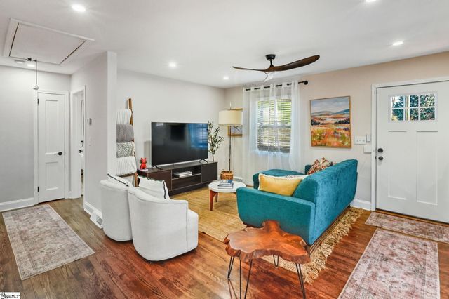 33 Essex Court, Greenville, SC 29609