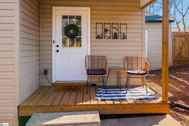 33 Essex Court, Greenville, SC 29609