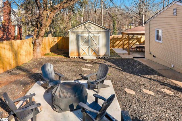 33 Essex Court, Greenville, SC 29609