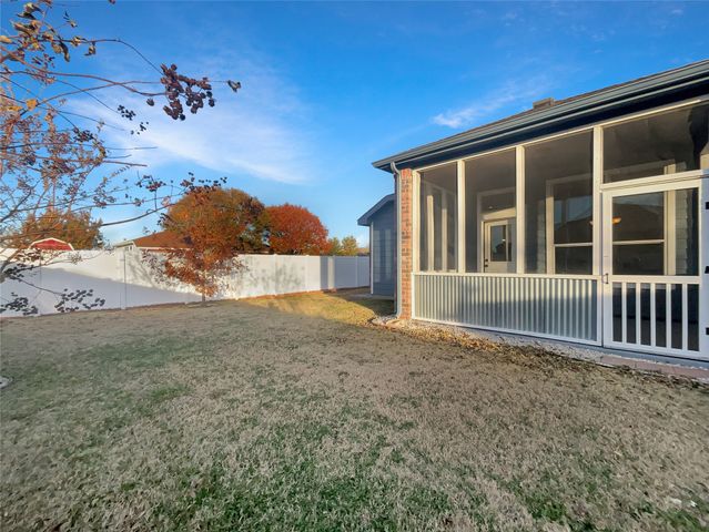 137 Meadow Ridge Drive, Anna, TX 75409