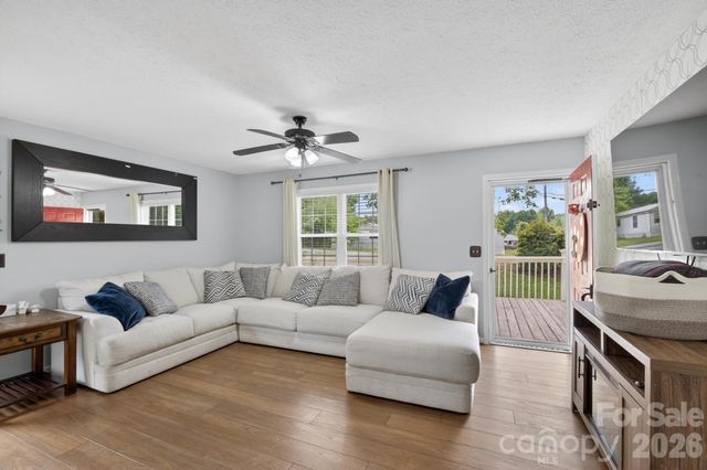 2308 walt arney Road, Lenoir, NC 28645