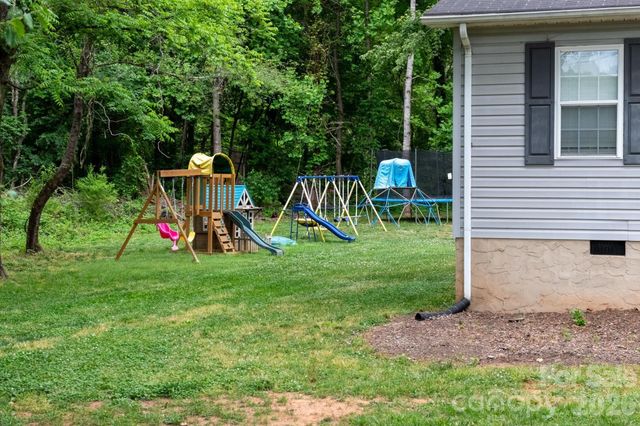 2308 walt arney Road, Lenoir, NC 28645