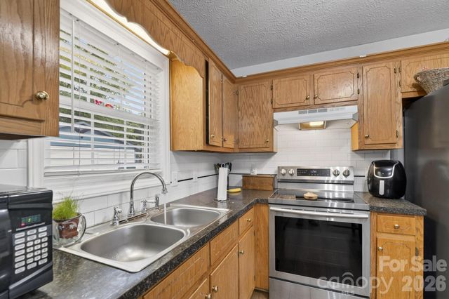 2308 walt arney Road, Lenoir, NC 28645