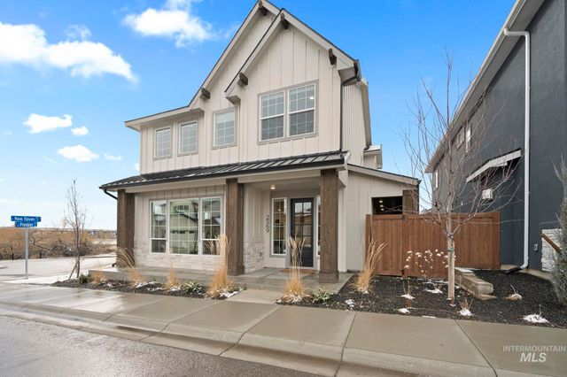 2569 S New Haven Ln, Boise, ID 83716