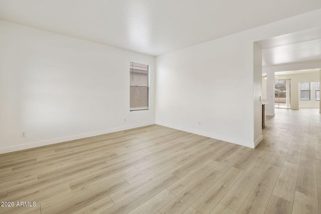 3129 W T RYAN Lane, Phoenix, AZ 85041