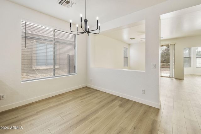 3129 W T RYAN Lane, Phoenix, AZ 85041