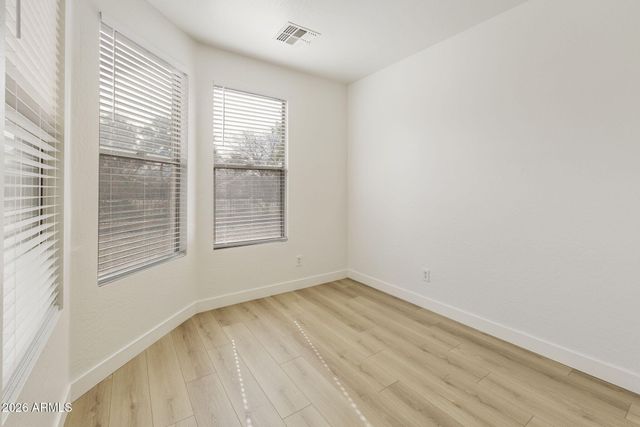 3129 W T RYAN Lane, Phoenix, AZ 85041