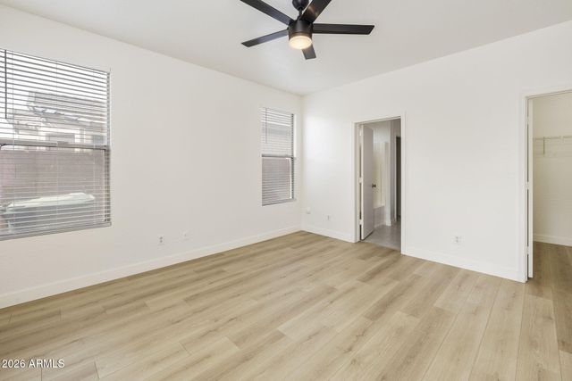 3129 W T RYAN Lane, Phoenix, AZ 85041