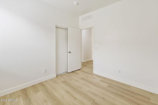 3129 W T RYAN Lane, Phoenix, AZ 85041