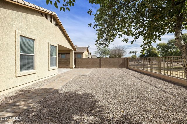 3129 W T RYAN Lane, Phoenix, AZ 85041