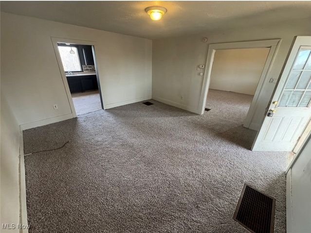 3570 Ridge Road, Zanesville, OH 43701