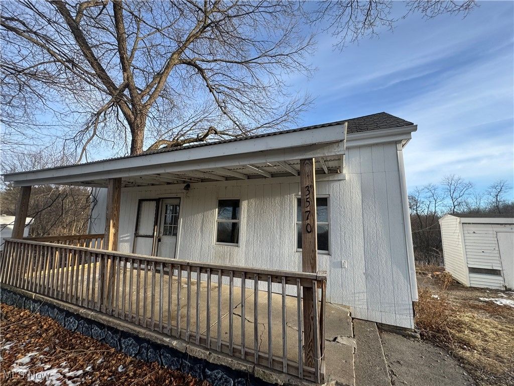 3570 Ridge Road, Zanesville, OH 43701