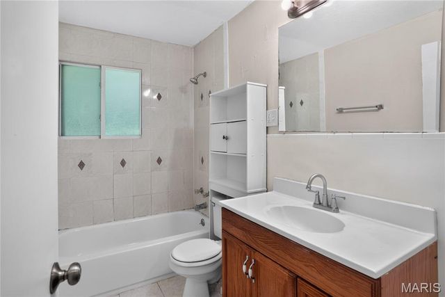 10365 Nashua Drive, St Louis, MO 63136
