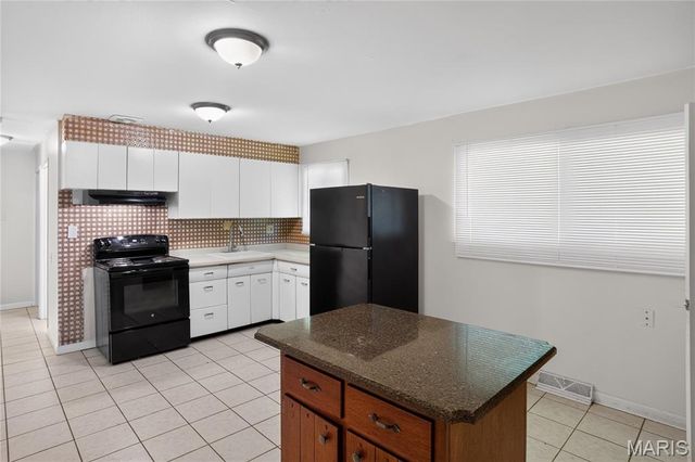 10365 Nashua Drive, St Louis, MO 63136