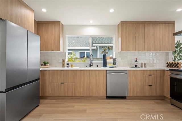 5308 S Victoria, Los Angeles, CA 90043