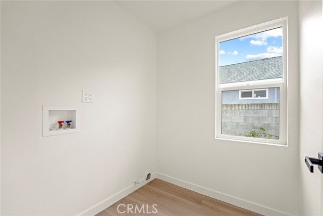 5308 S Victoria, Los Angeles, CA 90043