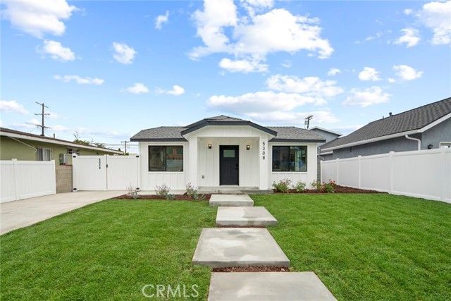 5308 S Victoria, Los Angeles, CA 90043