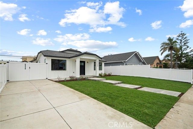 5308 S Victoria, Los Angeles, CA 90043