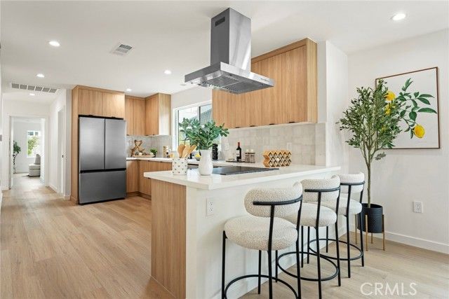 5308 S Victoria, Los Angeles, CA 90043