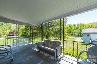 28 Brooks Cove Road, Black Mountain, NC 28711