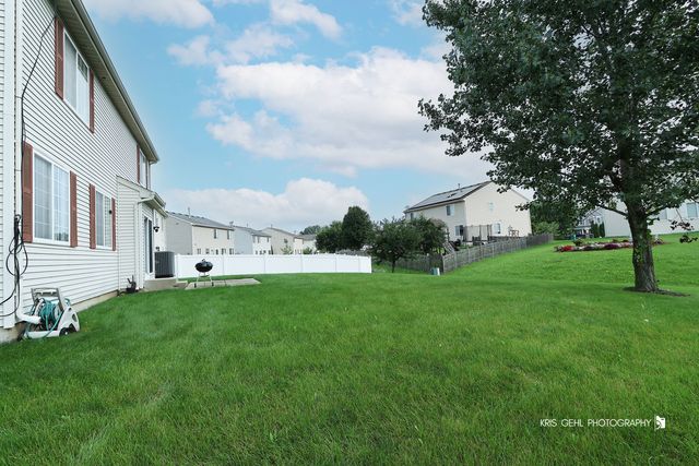 39843 Stoneywood Drive, Beach Park, IL 60083