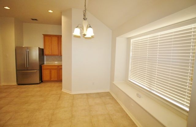 5316 Lake Gardens Drive, Grand Prairie, TX 75052