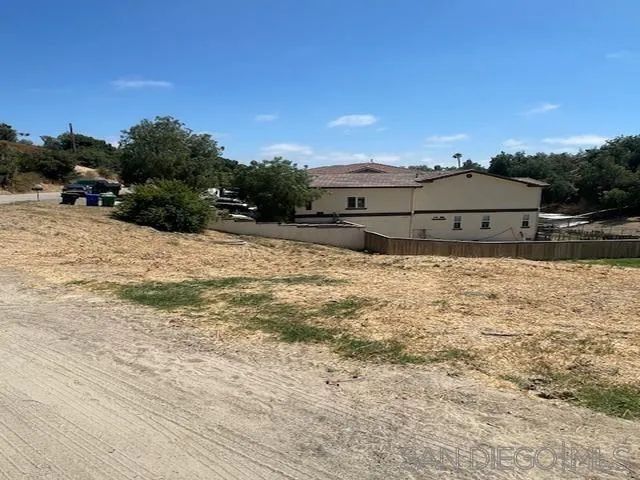 0 S 66th Street 40, San Diego, CA 92114