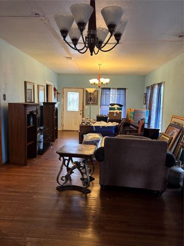 1803 Sayle Street, Greenville, TX 75401