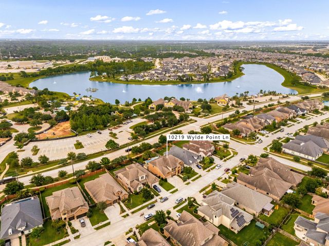 10219 Wylde Point Lane, Missouri City, TX 77459