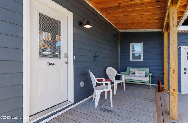 92 E Main St, Taylorsville, KY 40071