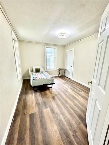 314 E Vernon Street N, Nevada, MO 64772