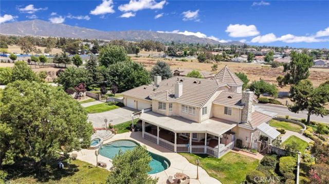 10389 Walnut Grove Court, Yucaipa, CA 92399