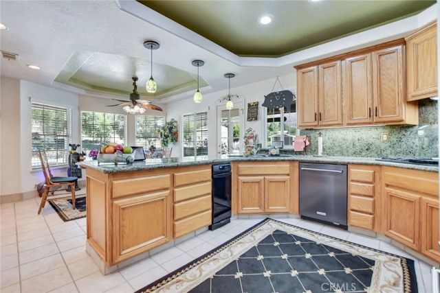 10389 Walnut Grove Court, Yucaipa, CA 92399