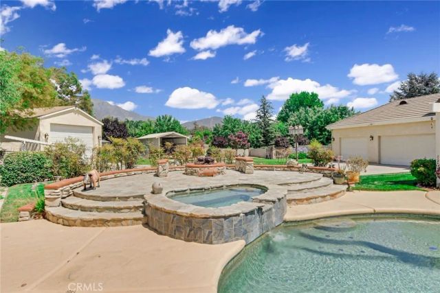 10389 Walnut Grove Court, Yucaipa, CA 92399