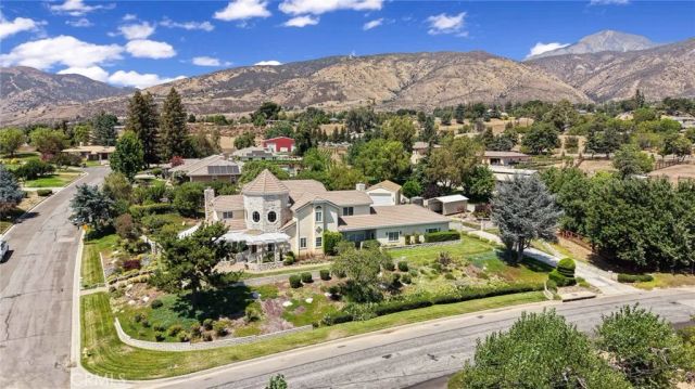 10389 Walnut Grove Court, Yucaipa, CA 92399