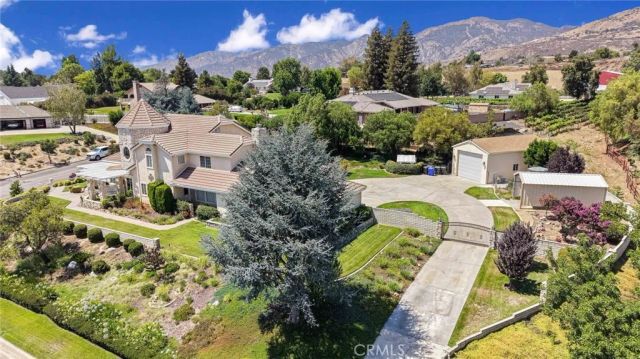 10389 Walnut Grove Court, Yucaipa, CA 92399