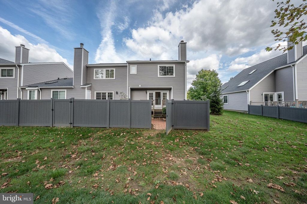 7 LANTERN LN #7, Chesterbrook, PA 19087 — photo 4
