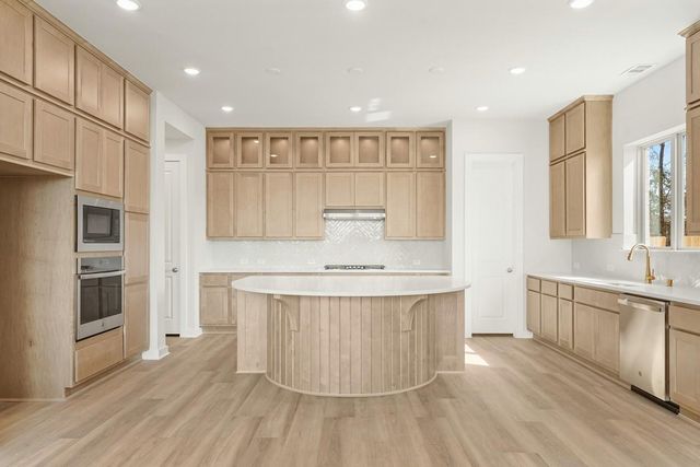 18806 Truman Trail, Conroe, TX 77302