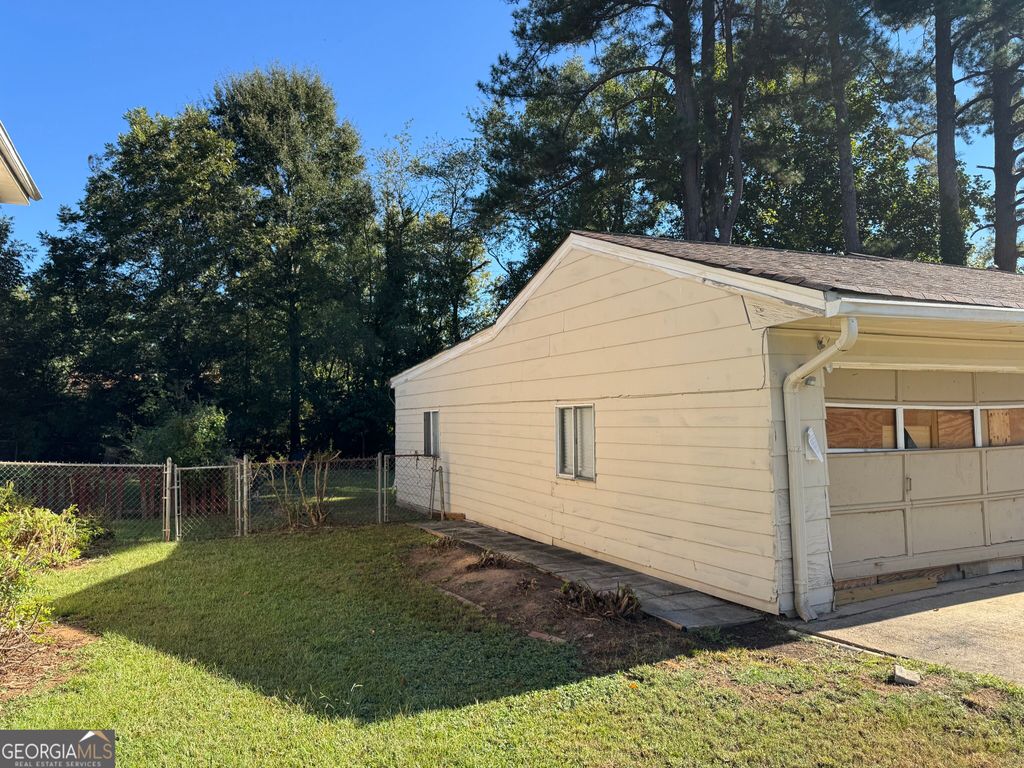 2760 Pattie Court, Ellenwood, GA 30294 — photo 2