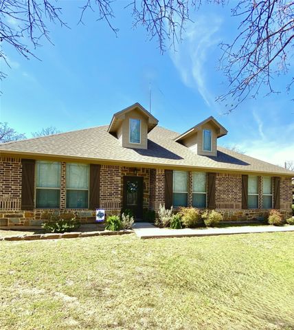2801 Fm 1816, Bowie, TX 76230