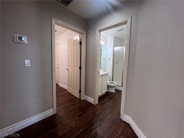 7617 Spruce Run Court, Las Vegas, NV 89128