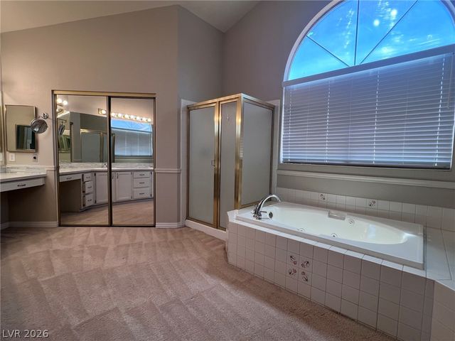 7617 Spruce Run Court, Las Vegas, NV 89128